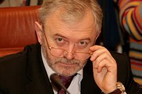 Министр здравоохранения Украины предсказал паралич работы министерства