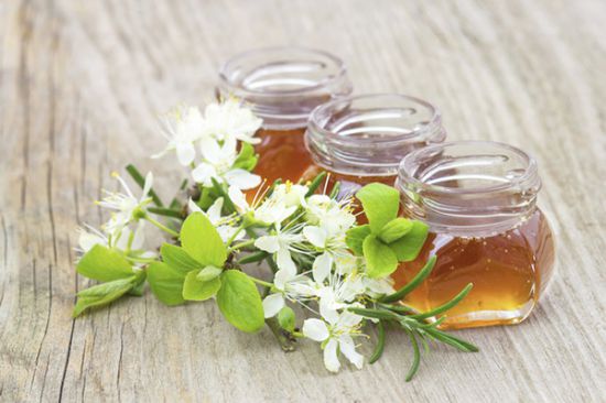 Корисні властивості і лікувальні переваги натурального акацієвого меду
